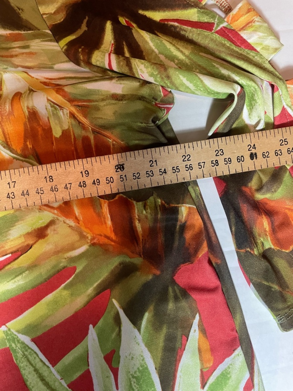 Alfred Dunner Tropical Leaf Tunic Keyhole Beaded Neck Cutout Sleeve Sz. Large - Picture 12 of 13